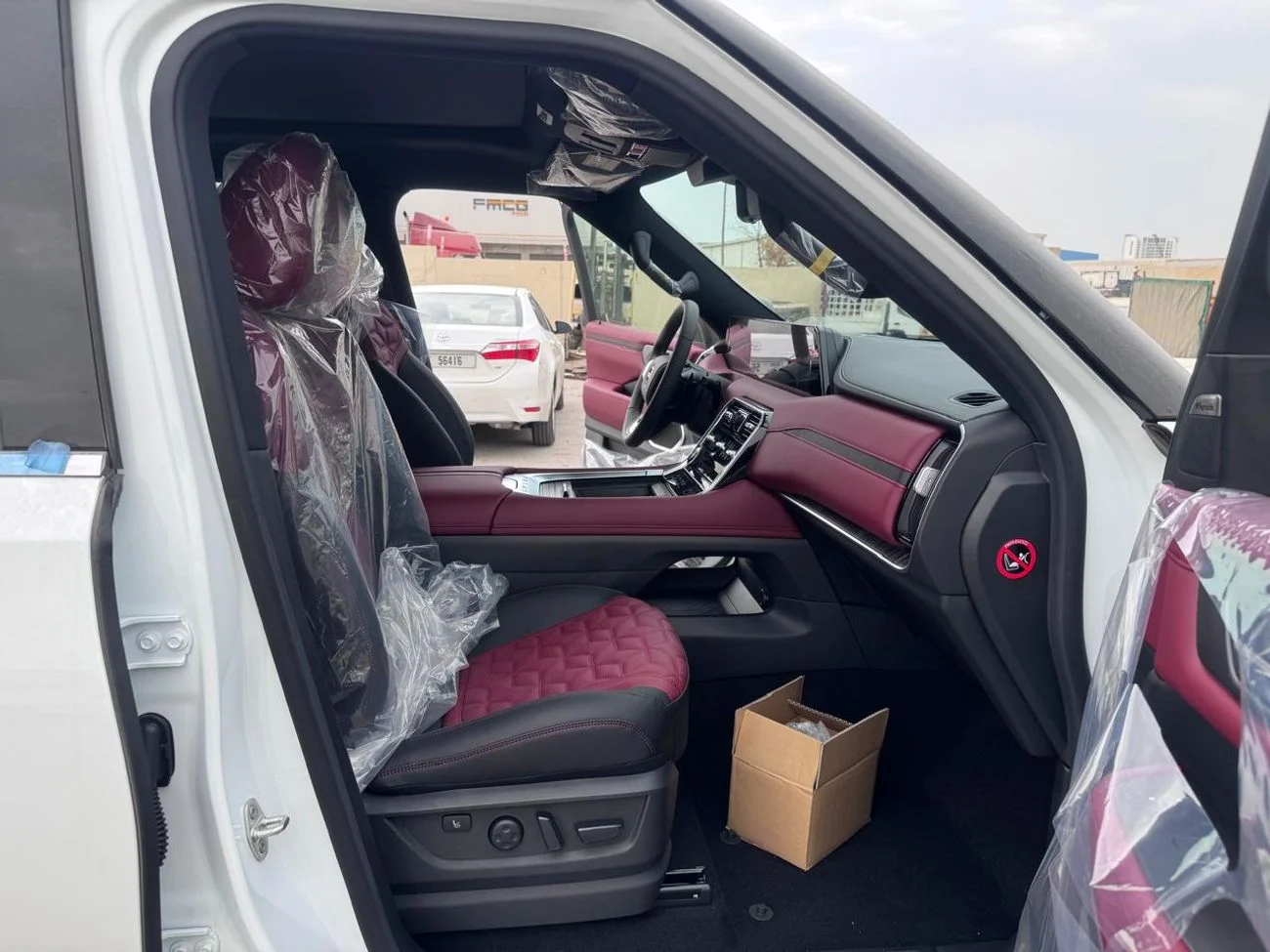 dce_800708-6.jpg