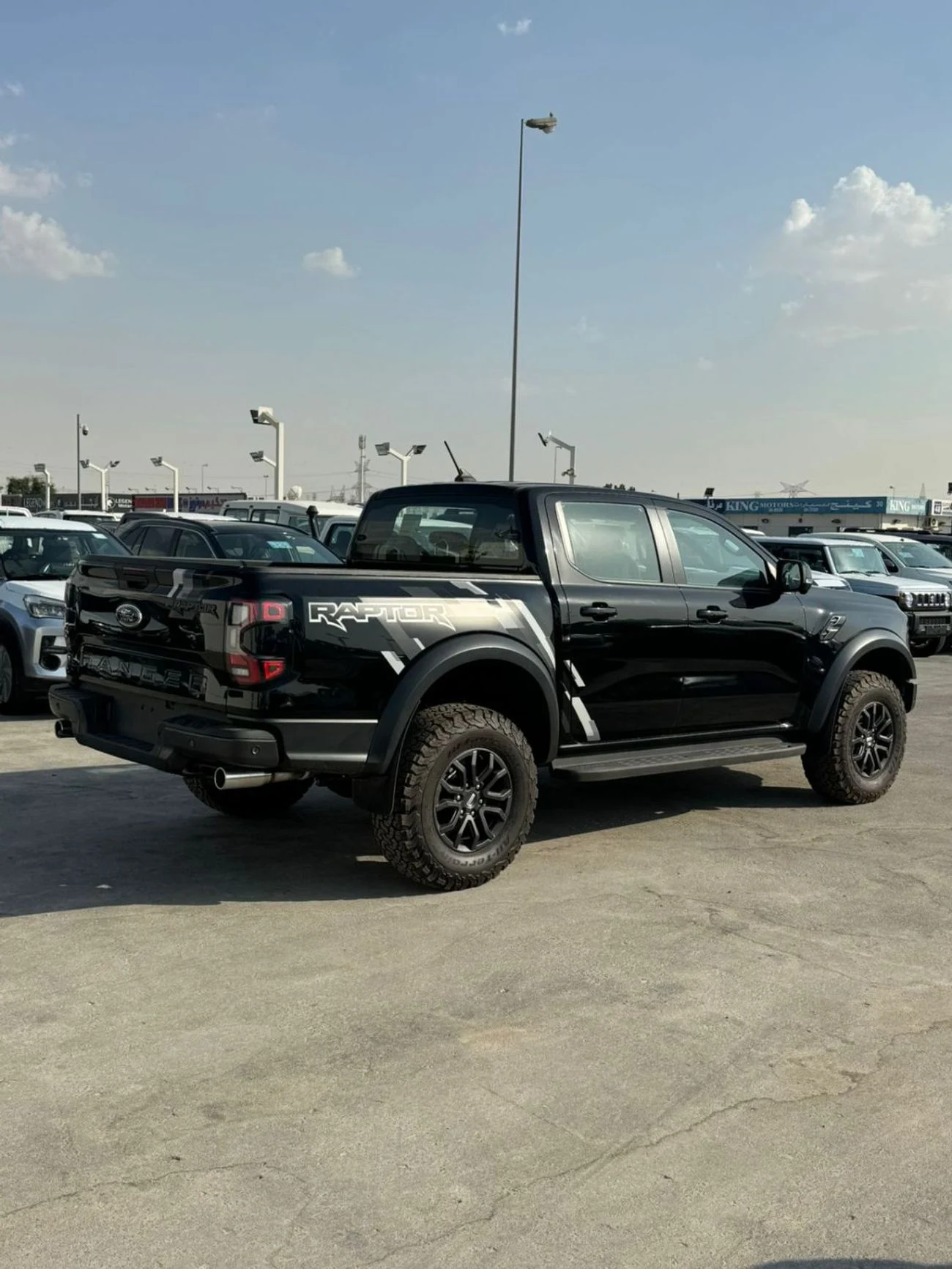dce_800751-4.jpg
