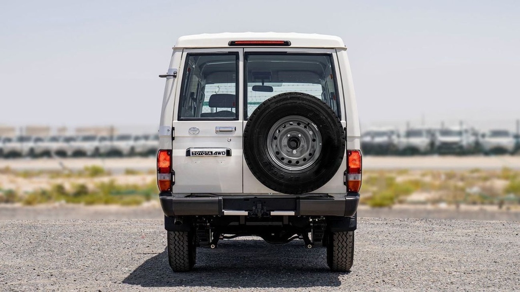 dce_800463-5.jpg