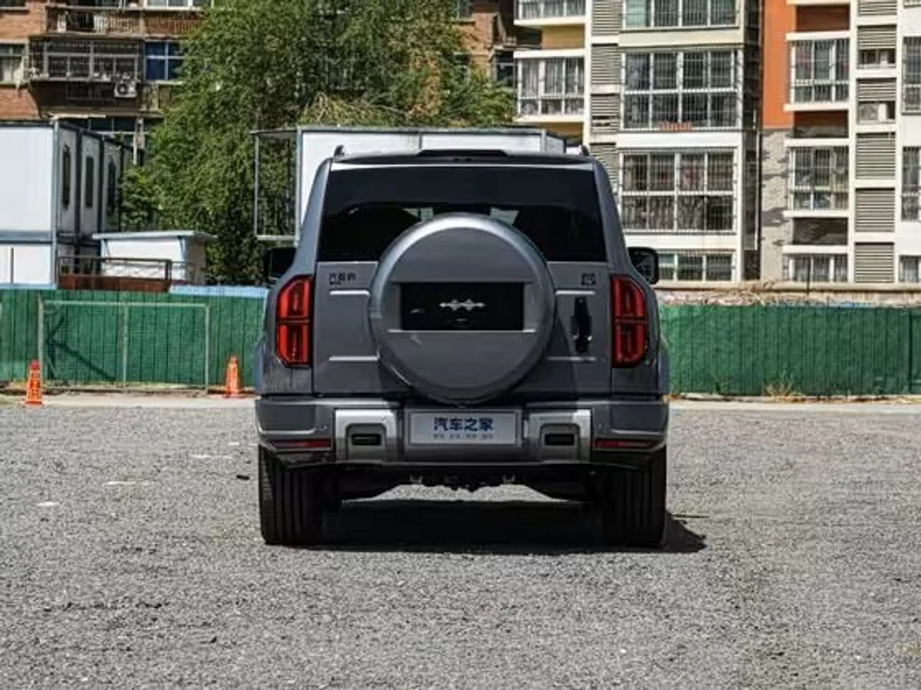dce_800858-7.jpg