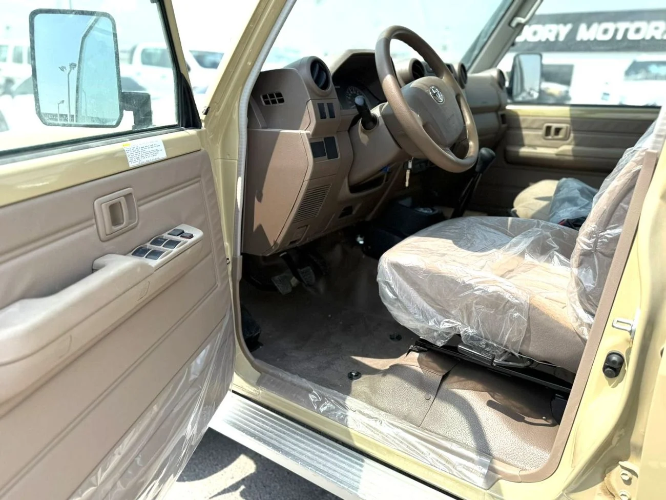 dce_800878-6.jpg