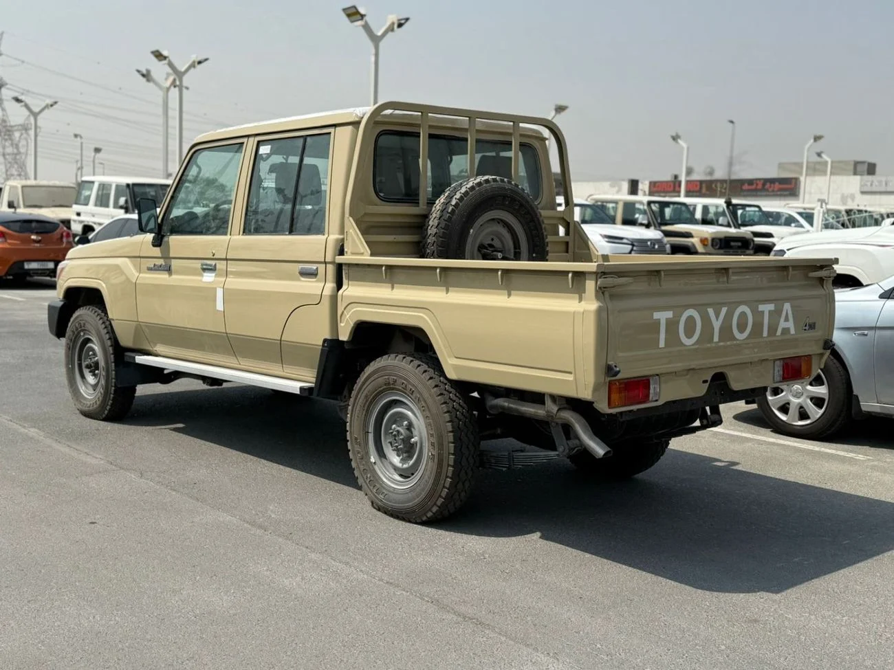 dce_800878-17.jpg