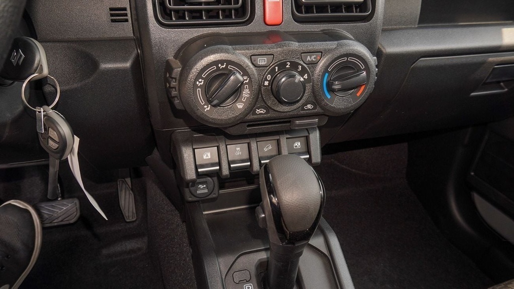 dce_800985-8.jpg