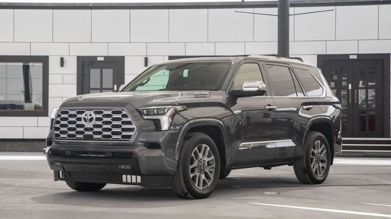 Toyota Sequoia 2025 Hybrid Automatic for Sale in Dubai - 0km, 6 Engine