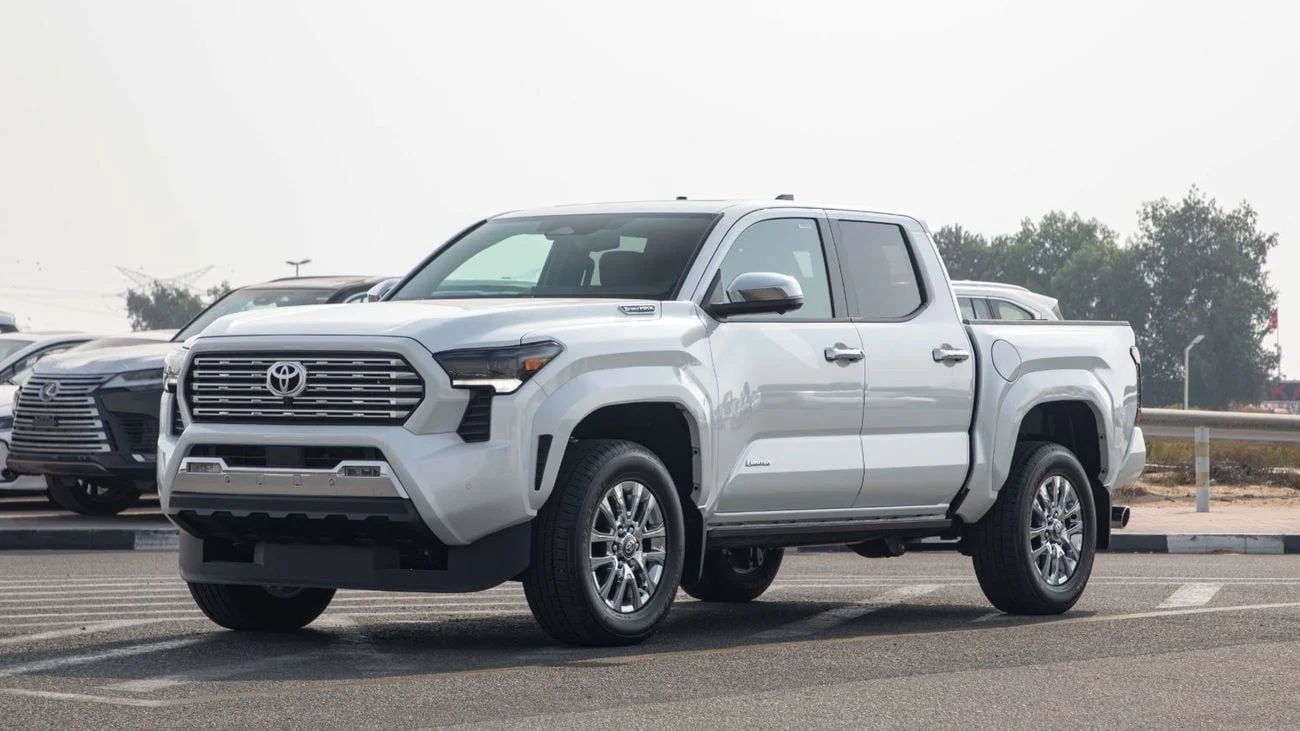 [DCE-800493] 2024 Toyota Tacoma Hybrid Automatic 6 Engine White in Dubai - Brand New