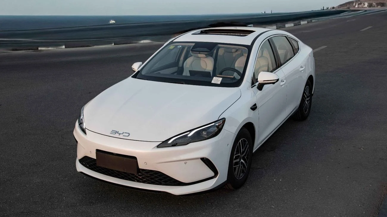 2025 BYD e5 Hybrid Automatic in White - Buy in Dubai