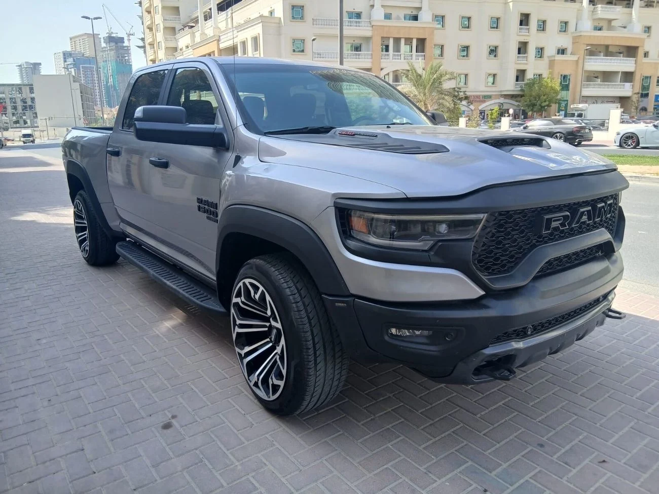 2022 RAM 1500 Grey - 46168km, Petrol, Automatic, 6 Engine - Buy in Dubai