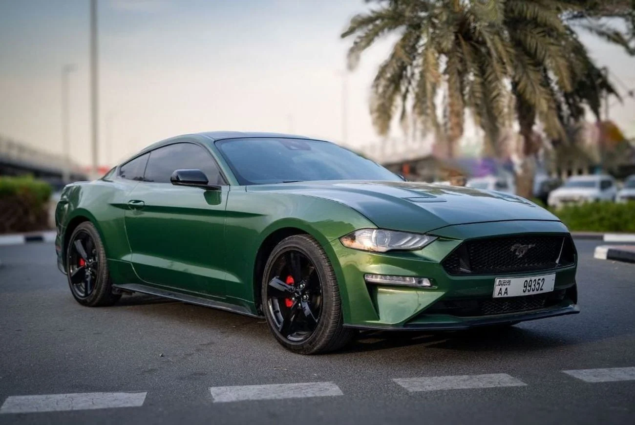Ford Mustang 2022 in Dubai - Low Mileage, Automatic Transmission, Green Color