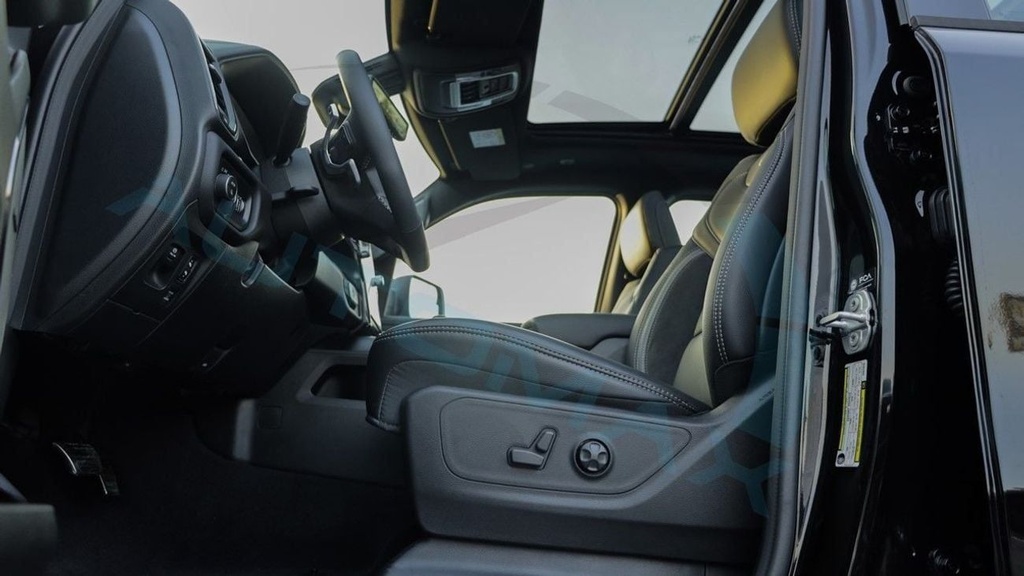 2025 RAM 1500 in Black - 0km, Petrol, Automatic, 6 Engine - Buy in Dubai