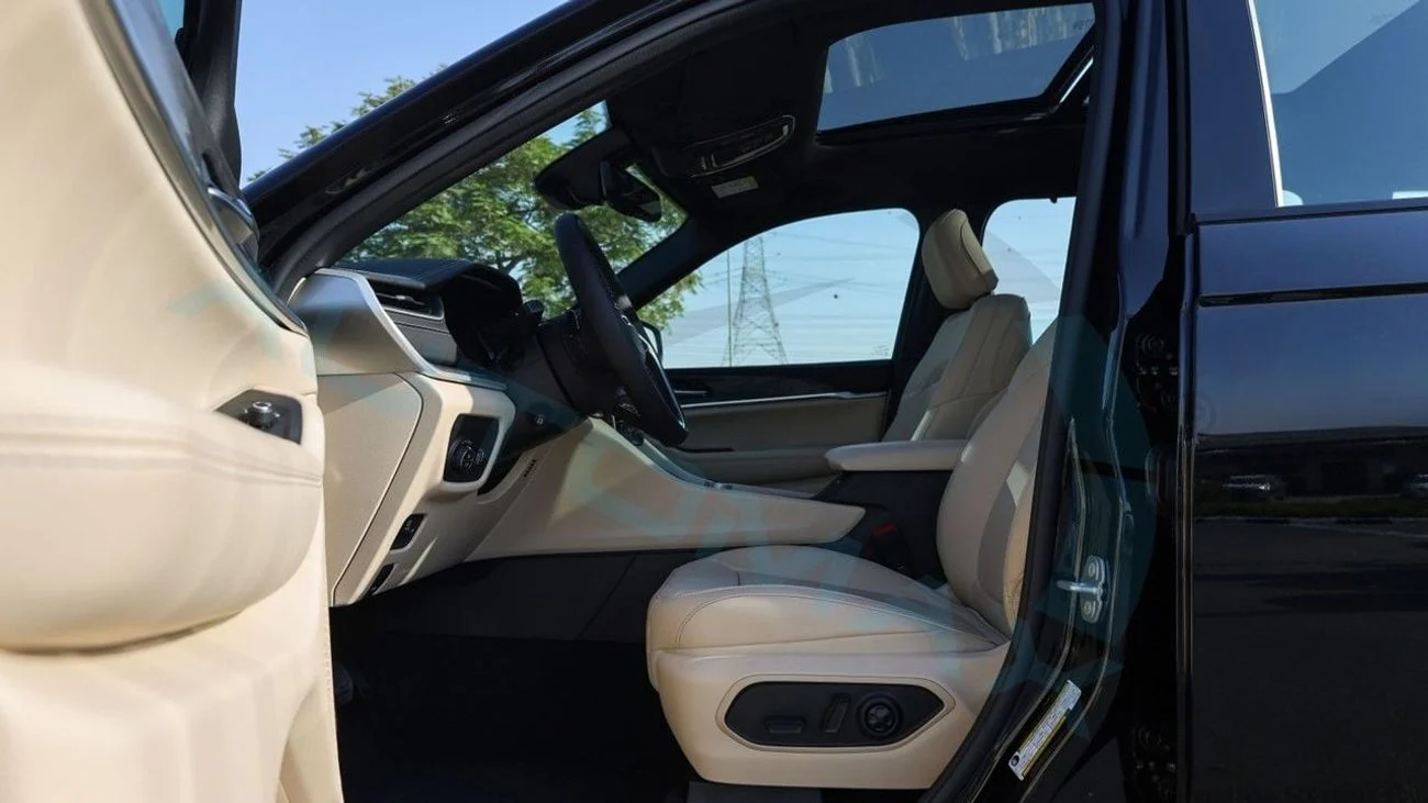 [DCE-800583] 2025 Jeep Grand Cherokee for Sale in Dubai - 0km, Petrol, Automatic, 6 Engine, Black