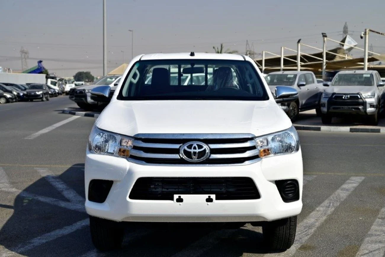 Toyota Hilux 2025 Diesel Manual in White - Brand New 0km