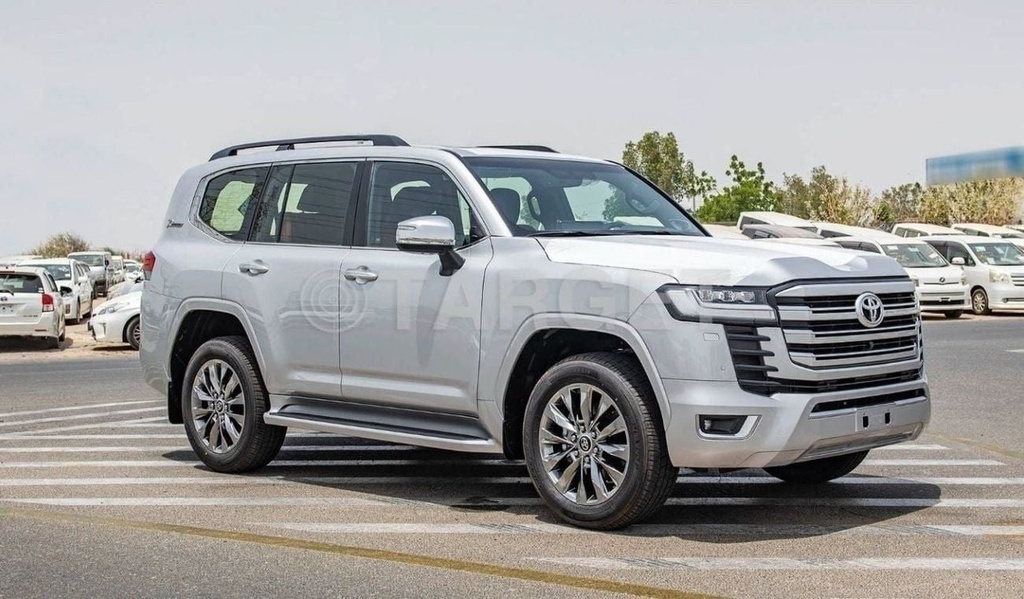 2024 Toyota Land Cruiser Diesel Automatic 4 Engine in Silver - Buy in Dubai