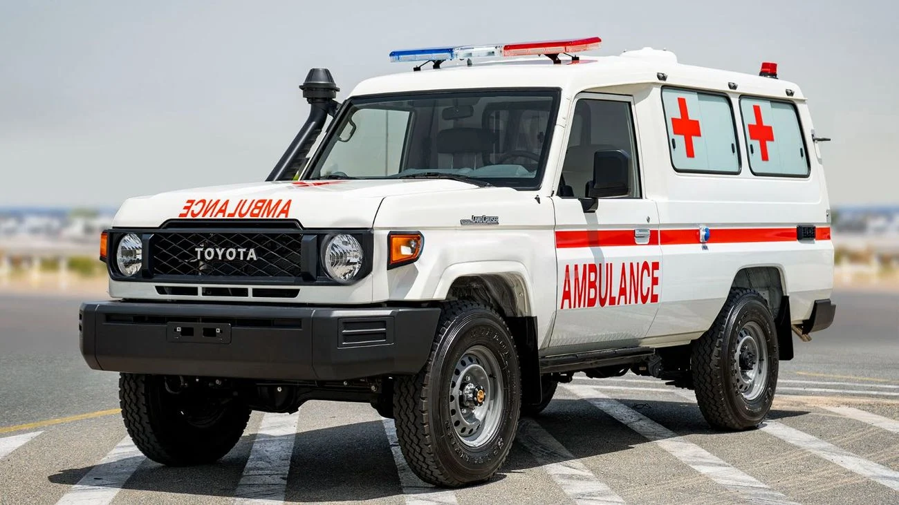 2025 Toyota Land Cruiser 0km Diesel Manual 6 Engine in White - Buy in Dubai