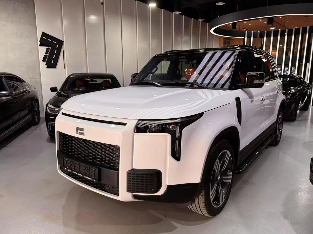 ROX RX5 2025 Hybrid Automatic in White - 0km, 4 Engine - Buy in Dubai