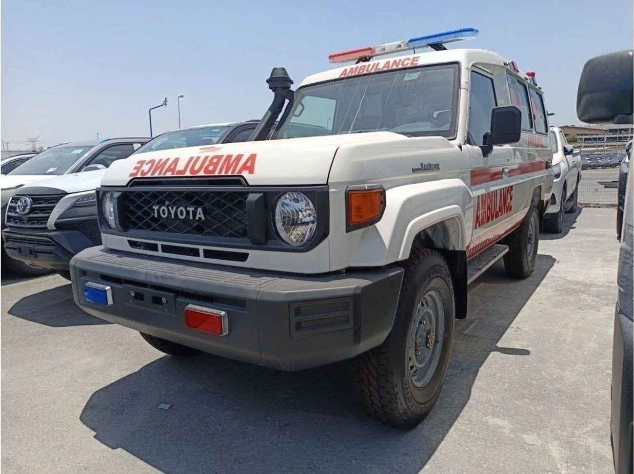 Toyota Land Cruiser 2025 Diesel Manual 6 Engine White in Dubai