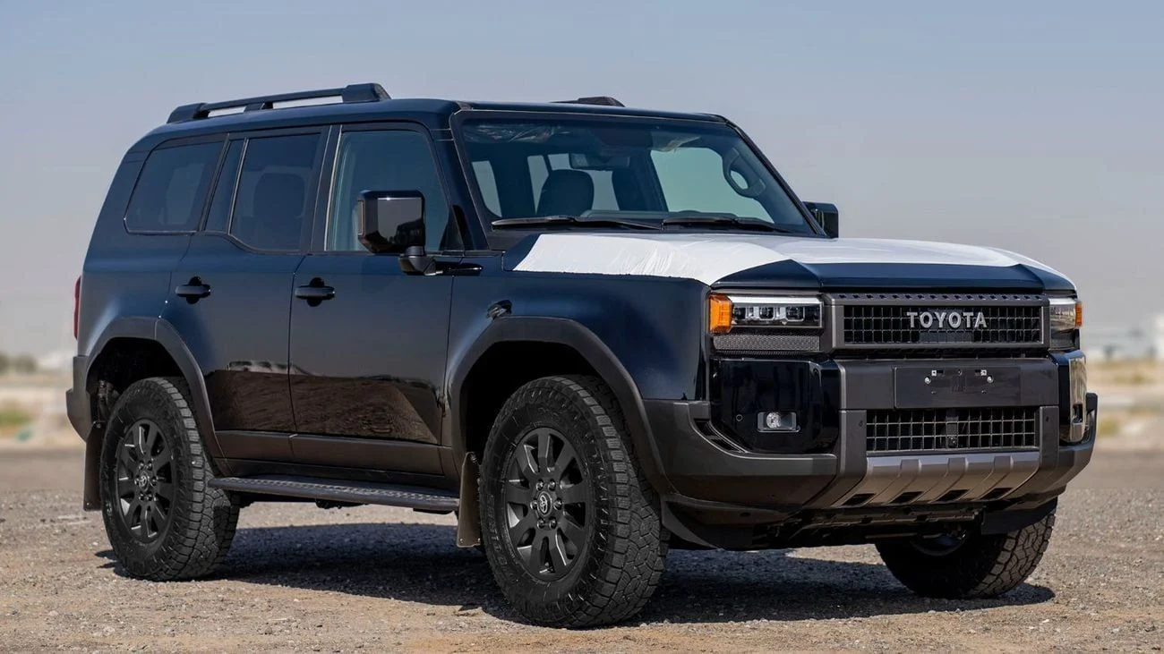 Toyota Land Cruiser 2025 Diesel Automatic 4 Engine Black in Dubai