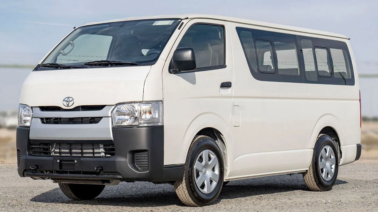 Toyota Sienna 2025: Brand New Manual Petrol Car with 4 Engine in White Color