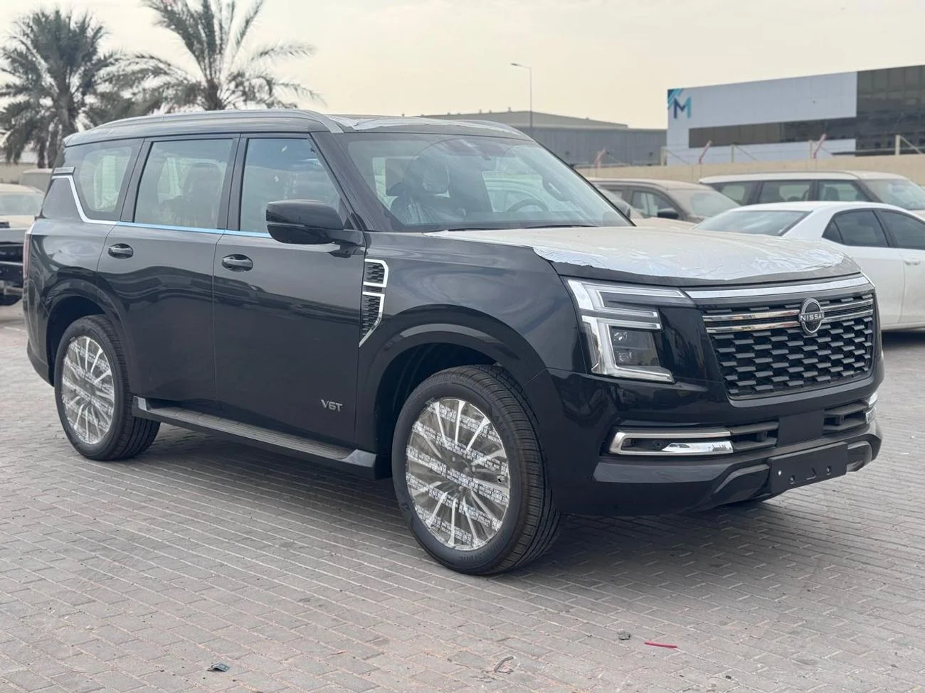 Nissan Patrol 2026 Black 0km Petrol Automatic 6 Engine - Buy in Dubai