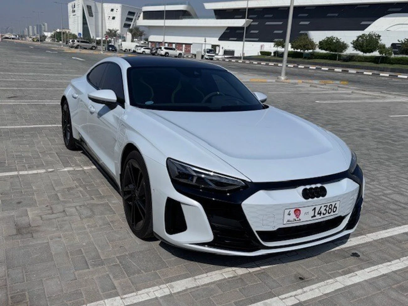[DCE-800715] 2023 Audi e-tron Electric Car for Sale in Dubai - Low Mileage, White Color