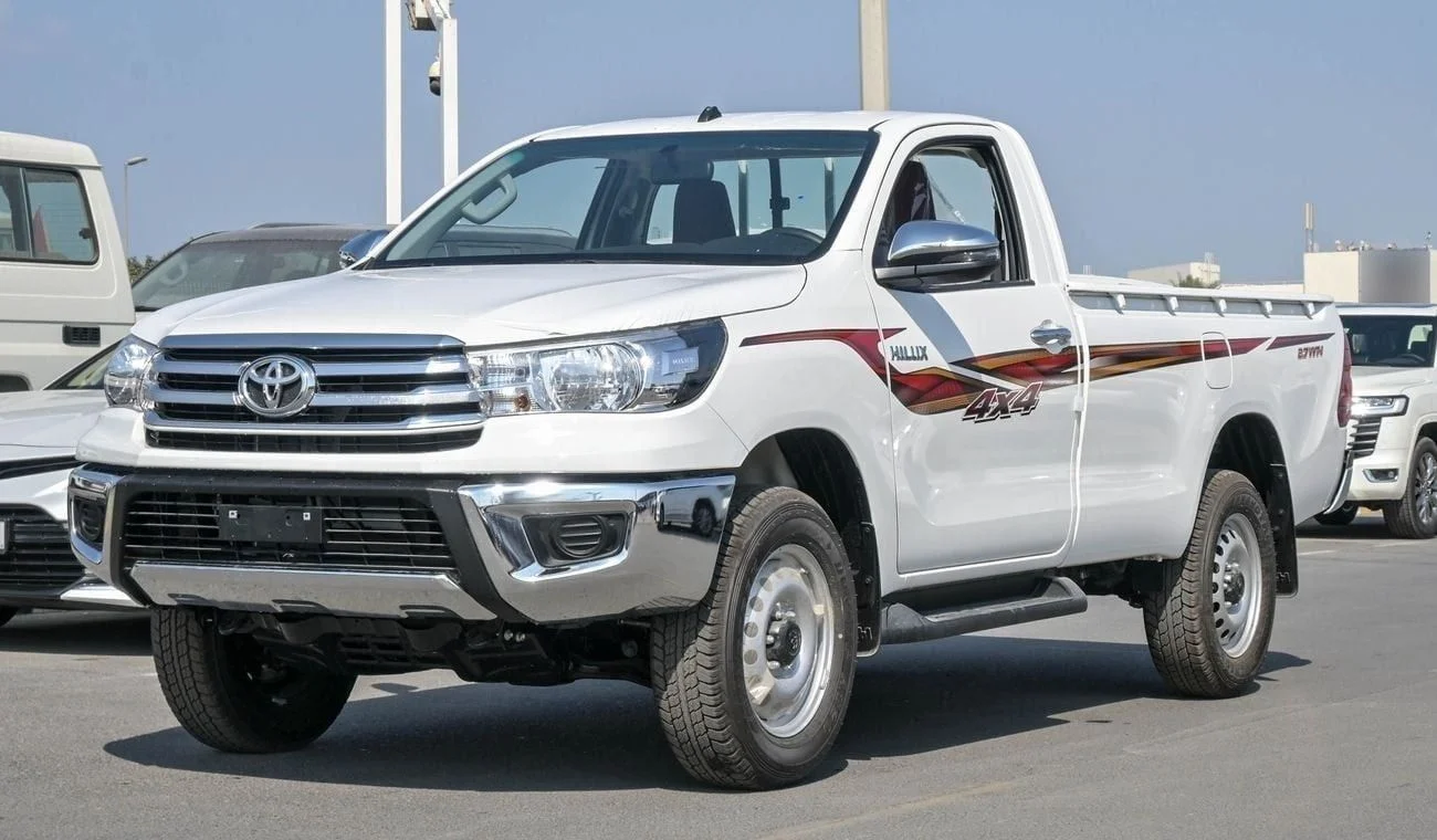 Toyota Hilux 2025 White Manual 4 Engine Petrol - Buy in Dubai