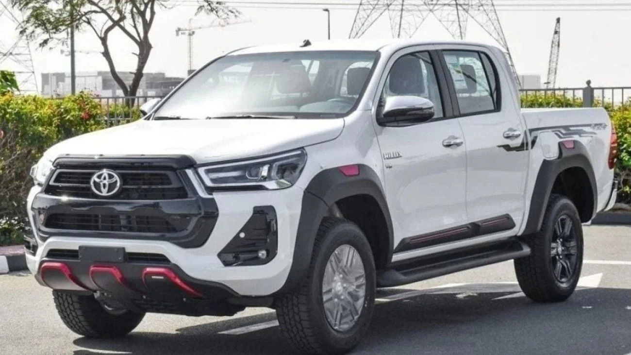 Toyota Hilux 2025 White in Dubai - Brand New, Petrol, Automatic Transmission