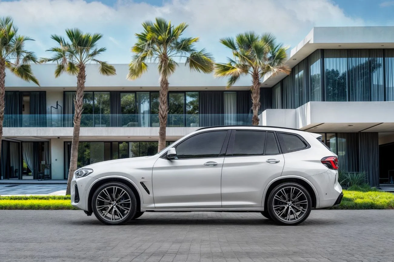2023 BMW X3 in Dubai - Low Mileage, Petrol, Automatic, 4 Engine, White Color