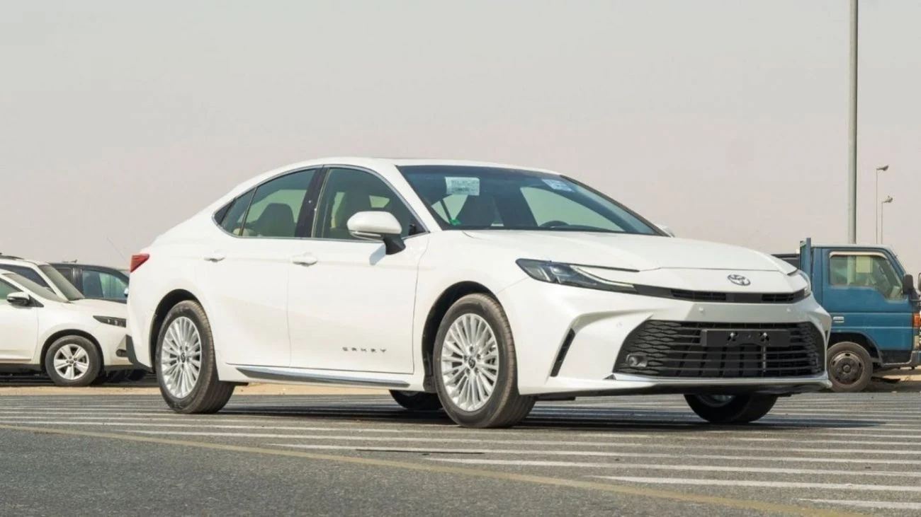 [DCE-800894] Toyota Camry 2025 - Brand New Automatic Petrol Car in Dubai