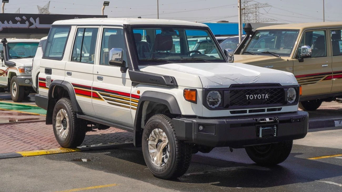 Toyota Land Cruiser 2025 Diesel White Automatic 4 Engine - Buy in Dubai