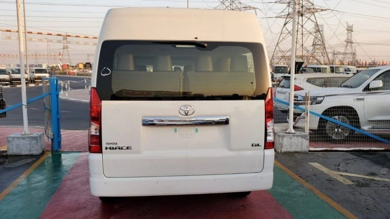 2025 Toyota Sienna for Sale in Dubai - New Diesel Manual Transmission
