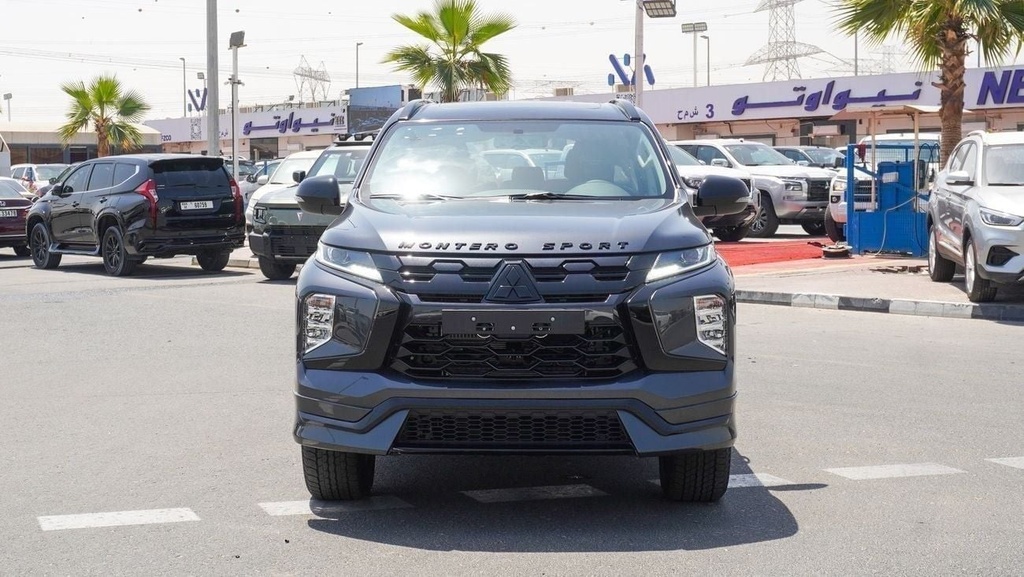 Mitsubishi Montero 2025 Grey Petrol Automatic 6 Engine - Buy in Dubai