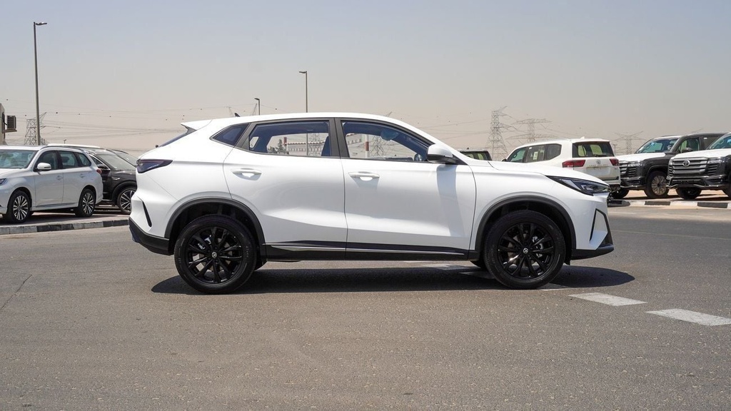 Changan X5Plus 2024 White Petrol Automatic 4 Engine in Dubai