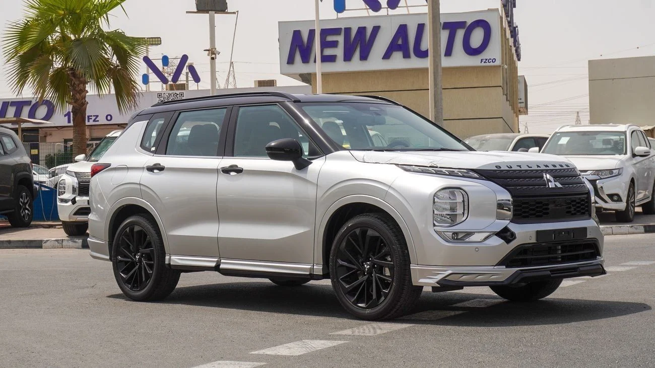 2025 Mitsubishi Outlander in Silver - 0km, Petrol, Automatic, 4 Engine - Buy in Dubai