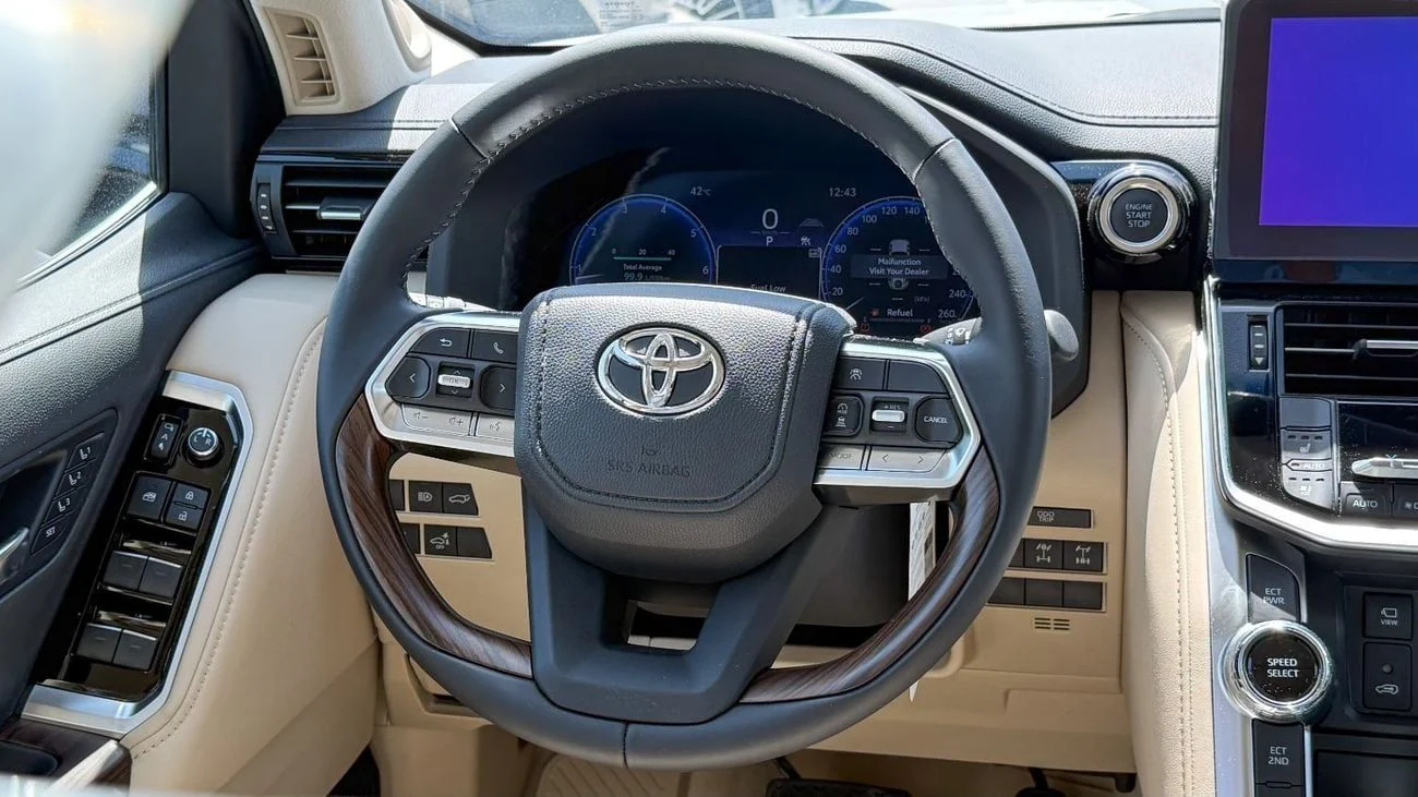 Toyota Land Cruiser 2025 in Dubai - 0km, Petrol, Automatic, 6 engine
