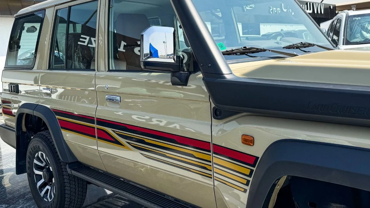 Toyota Land Cruiser 2025 Beige in Dubai - 0km, Petrol, Automatic, 6 Engine