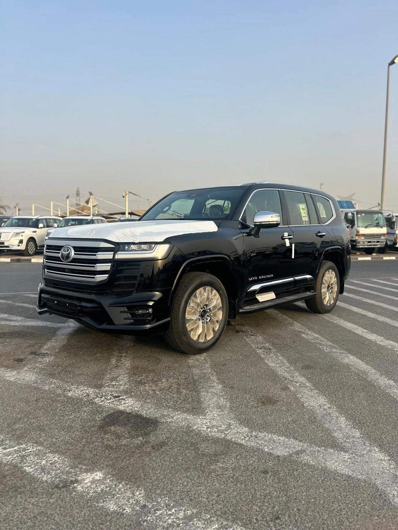 Toyota Land Cruiser 2025 in Dubai - Brand New, Petrol, Automatic, 6 Engine