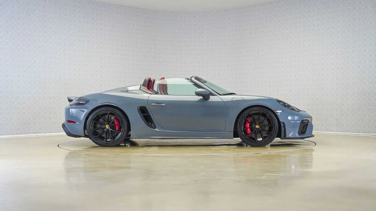 [DCE-801045] 2023 Porsche 718 Spyder in Grey - Low Mileage, Manual Transmission, Powerful Engine