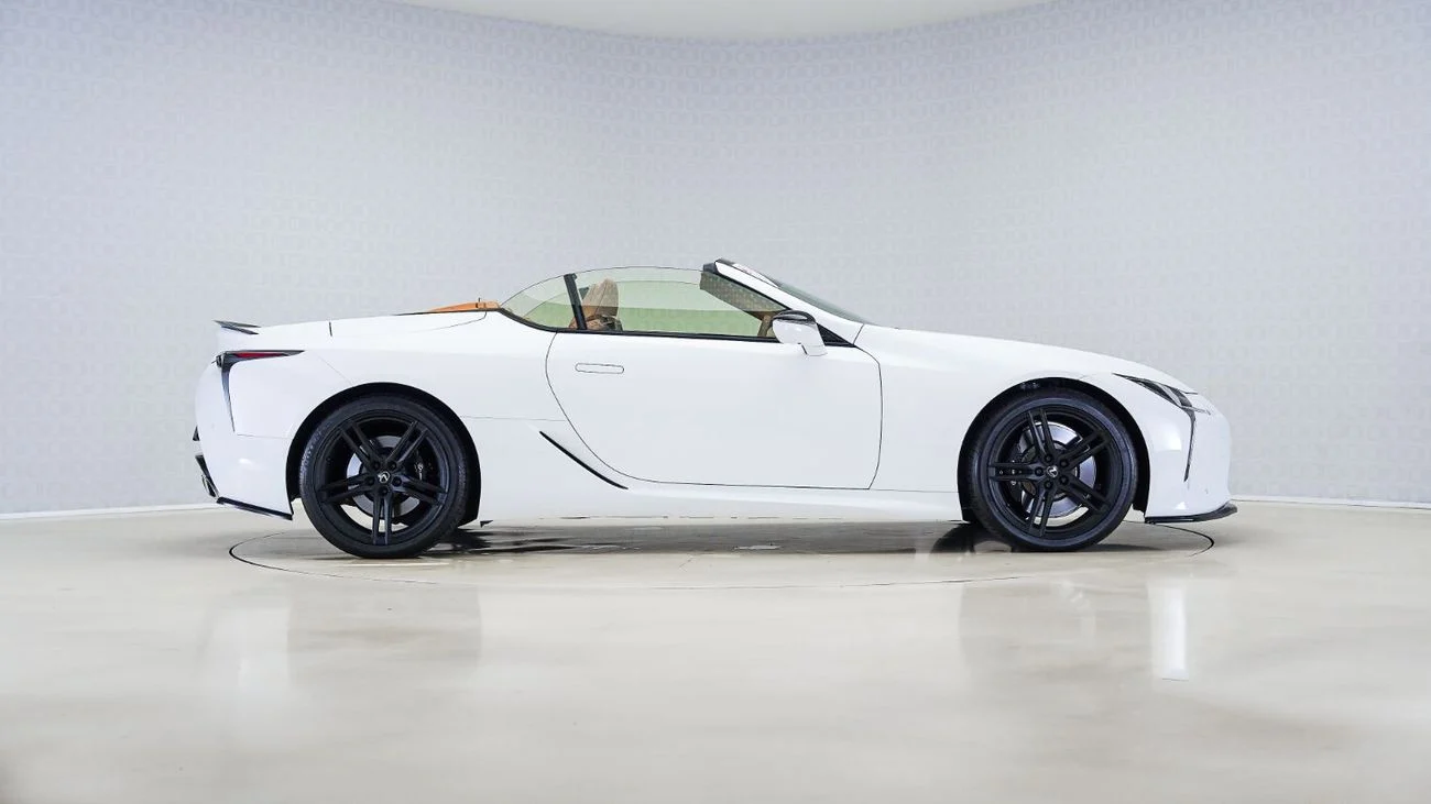 [DCE-801049] 2024 Lexus LC 3943km White Petrol Automatic 8 Engine in Dubai