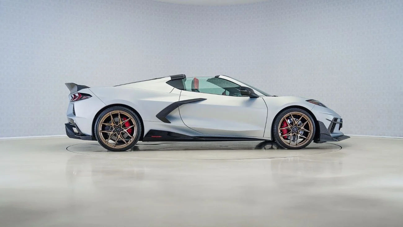 [DCE-801052] Chevrolet Corvette 2022 - Low Mileage, Automatic Transmission, Silver Color