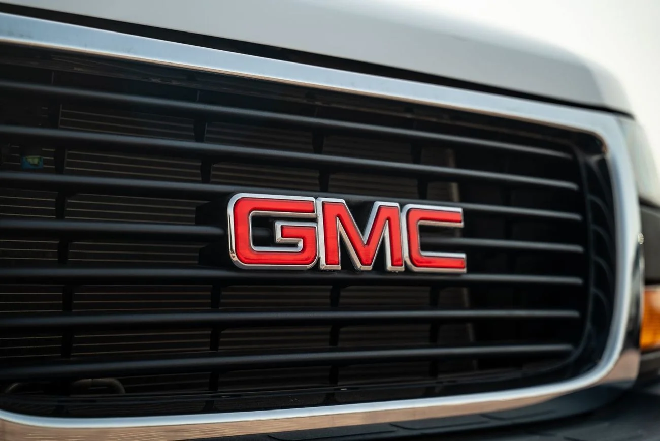 2023 GMC Savana for Sale in Dubai - Brand New, Automatic, 8 Engine