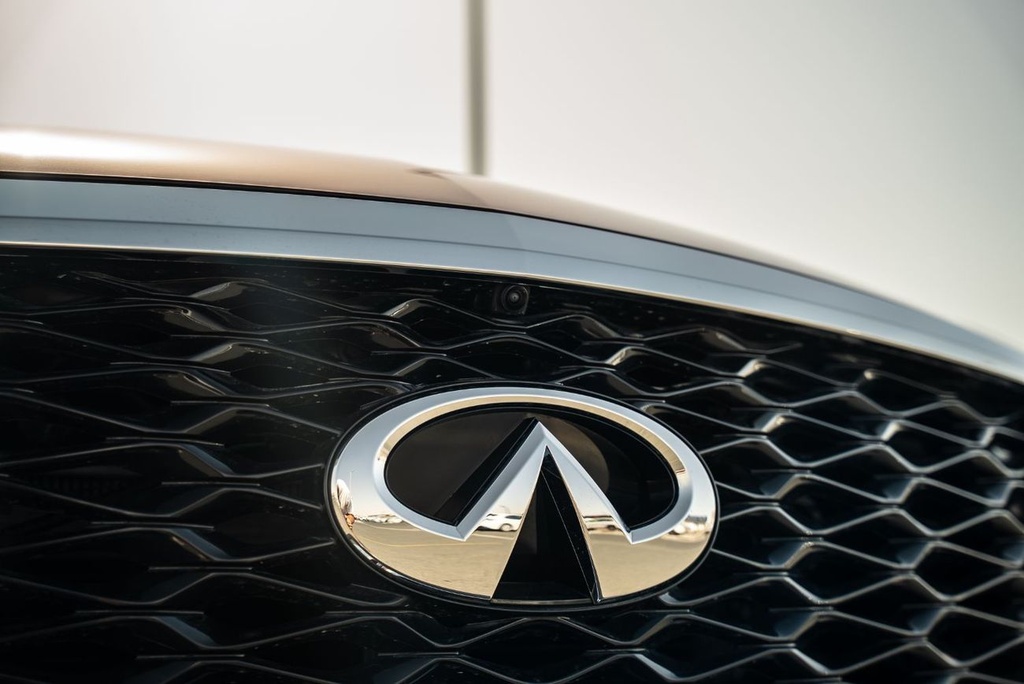 2025 Infiniti QX60 in Red - 0km, Petrol, Automatic, 6 engine - Buy in Dubai