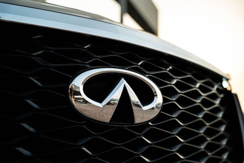 2024 Infiniti QX60 in Dubai - Brand New, Petrol, Automatic Transmission