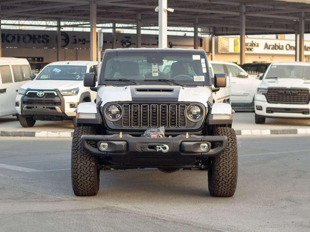 2025 Jeep Wrangler for Sale in Dubai - 0km, Petrol, Automatic, 8 Engine, Black Color