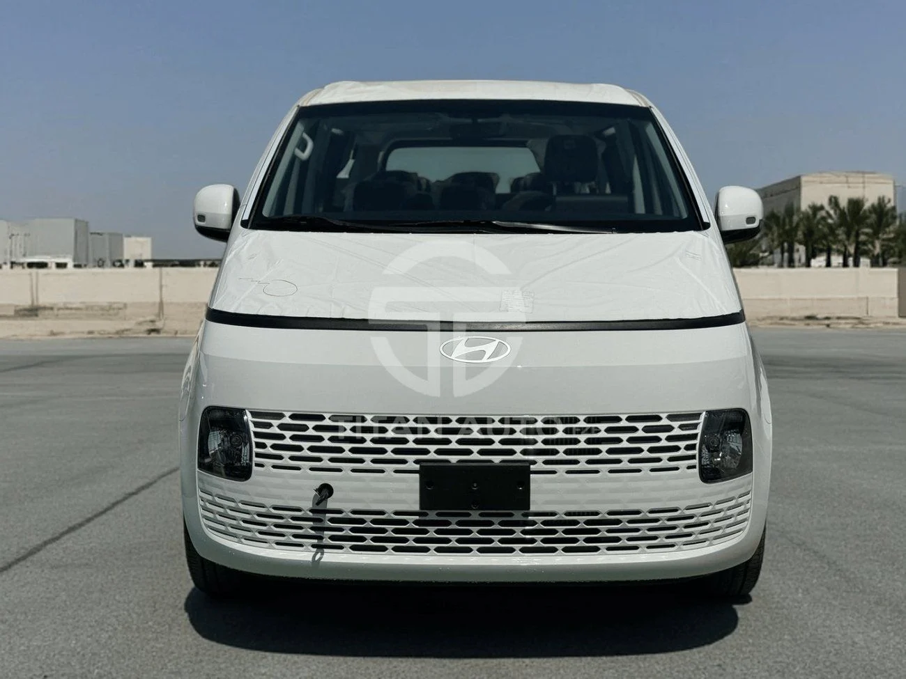 Hyundai Staria 2025 Diesel Manual 4 Engine White - Buy in Dubai