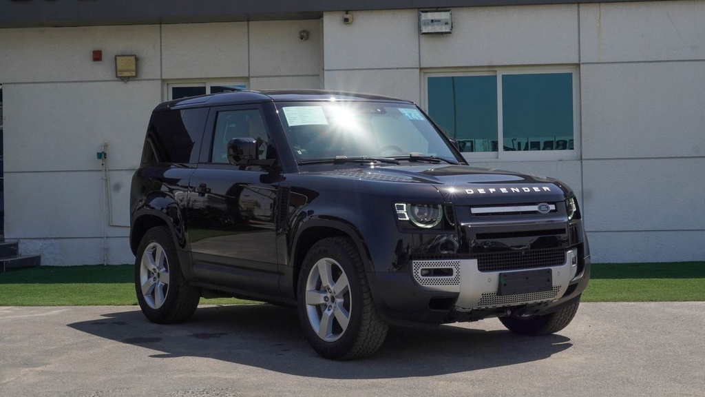 2024 Land Rover Defender in Black, 0km, Automatic, 6 Engine - Buy in Dubai