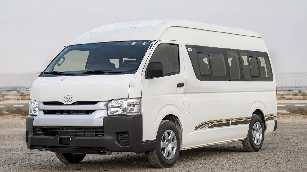 Toyota Sienna 2025 in Dubai - Brand New, Petrol, Manual, White