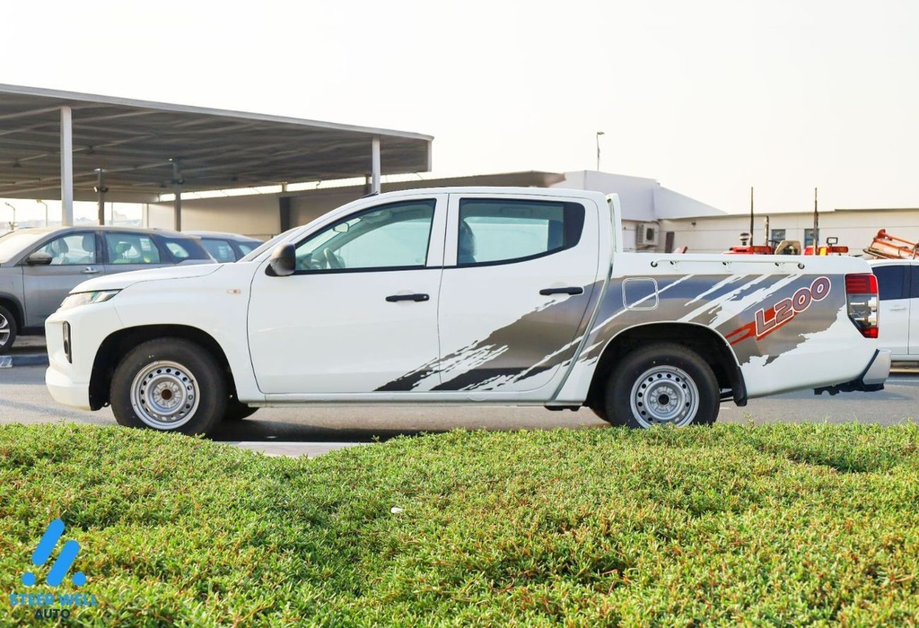 2023 Mitsubishi Triton Diesel Manual - White, 10km in Dubai