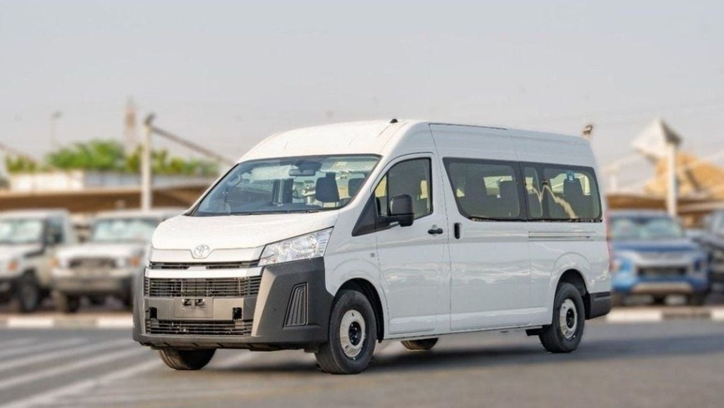 Toyota Sienna 2026 White 6 Engine Automatic Petrol in Dubai